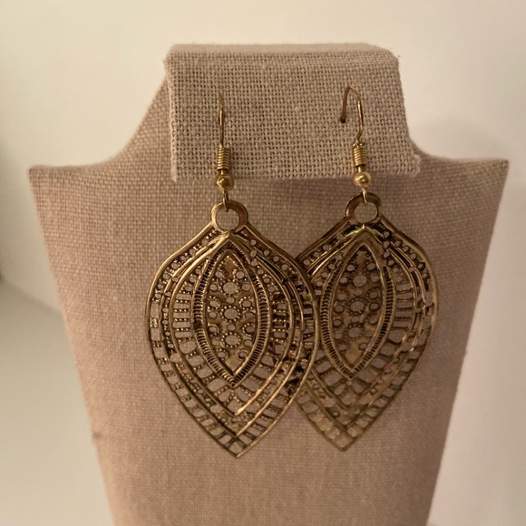 Boho earrings tear drop shaped - Picture 2 of 2